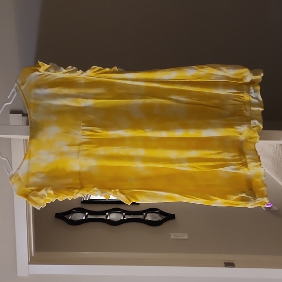 💛🤍 Lane Bryant Plus Size Sunshine Yellow Tank Top 26/28 plus 4X 🤍💛 - Picture 3 of 4